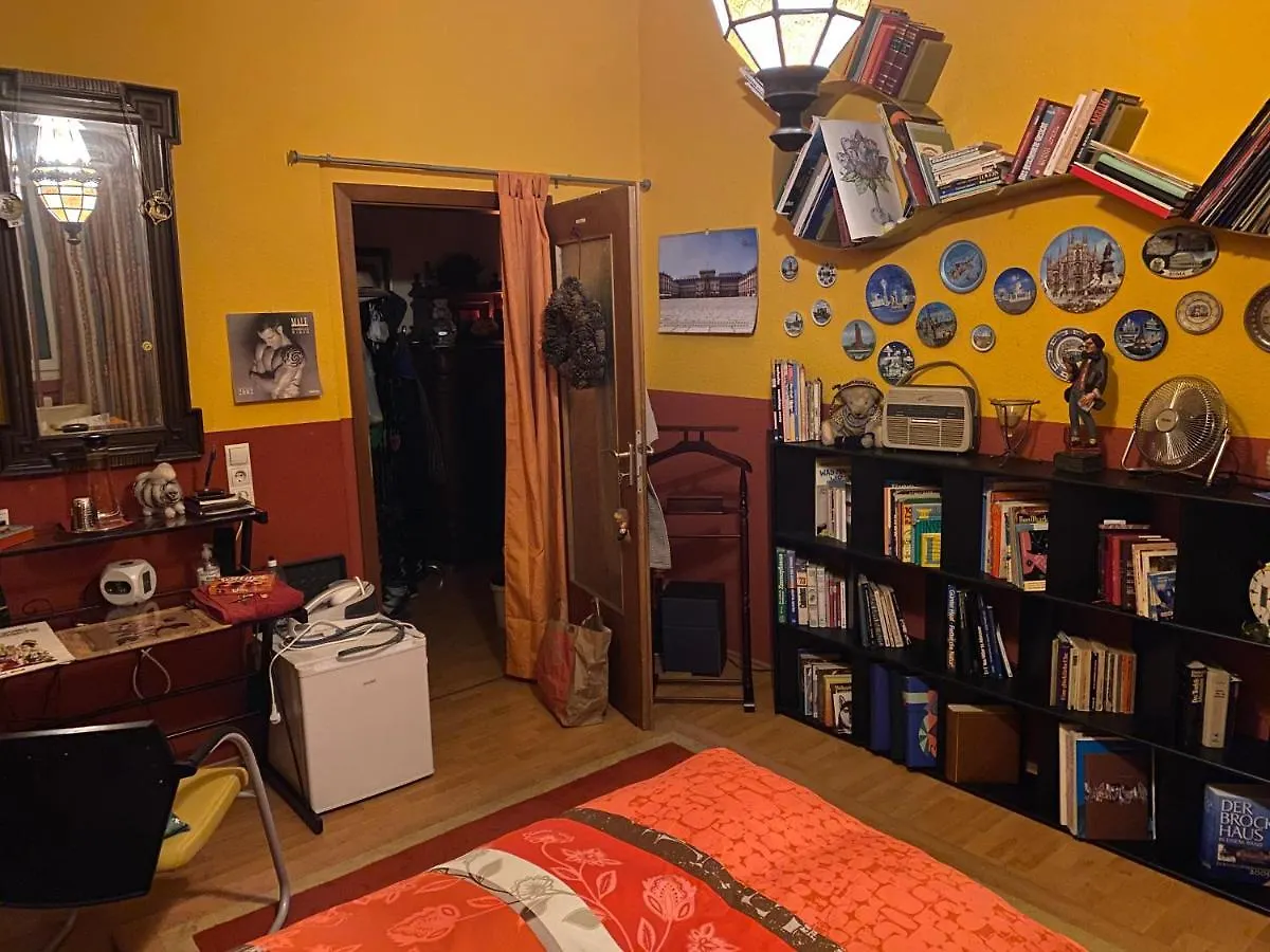 Privatunterkunft Mediterranean Room - Private Room Mannheim